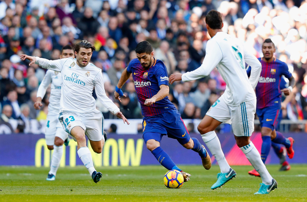 برشلونة يتفوق على ريال مدريد في حقوق البث الفضائي