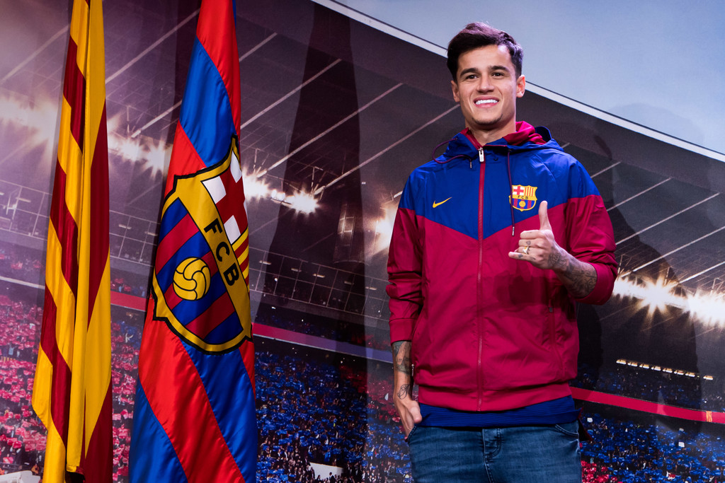 برشلونة قد يتخلى عن هؤلاء اللاعبين بعد ضم كوتينيو؟