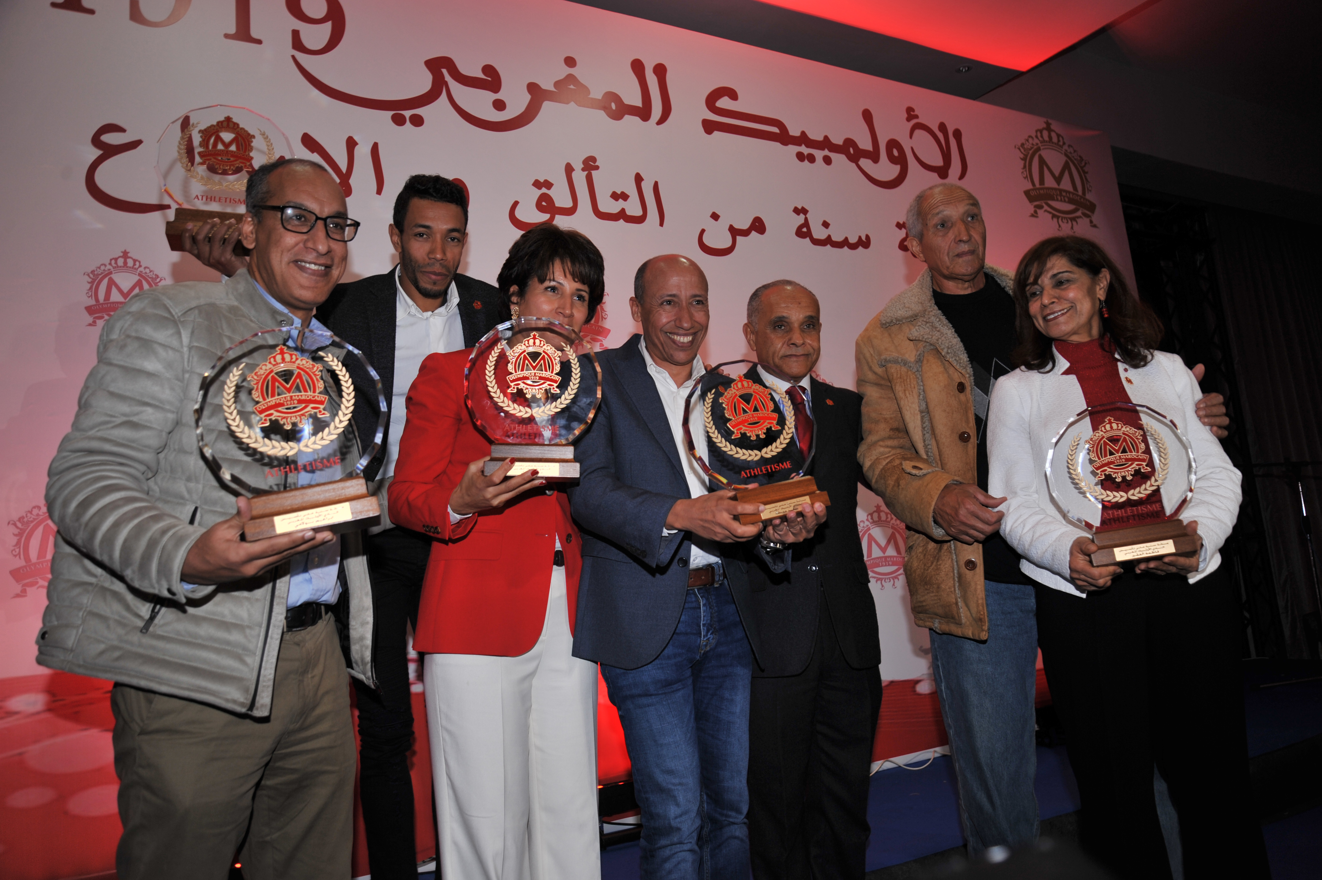 تكريم مجموعة من الأبطال المغاربة بمناسبة الذكرى المائوية لتأسيس الأولمبيك المغربي