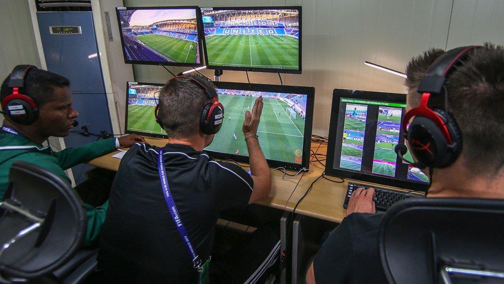 الفيفا يقر استخدام تقنية الفيديو في كأس العالم روسيا 2018