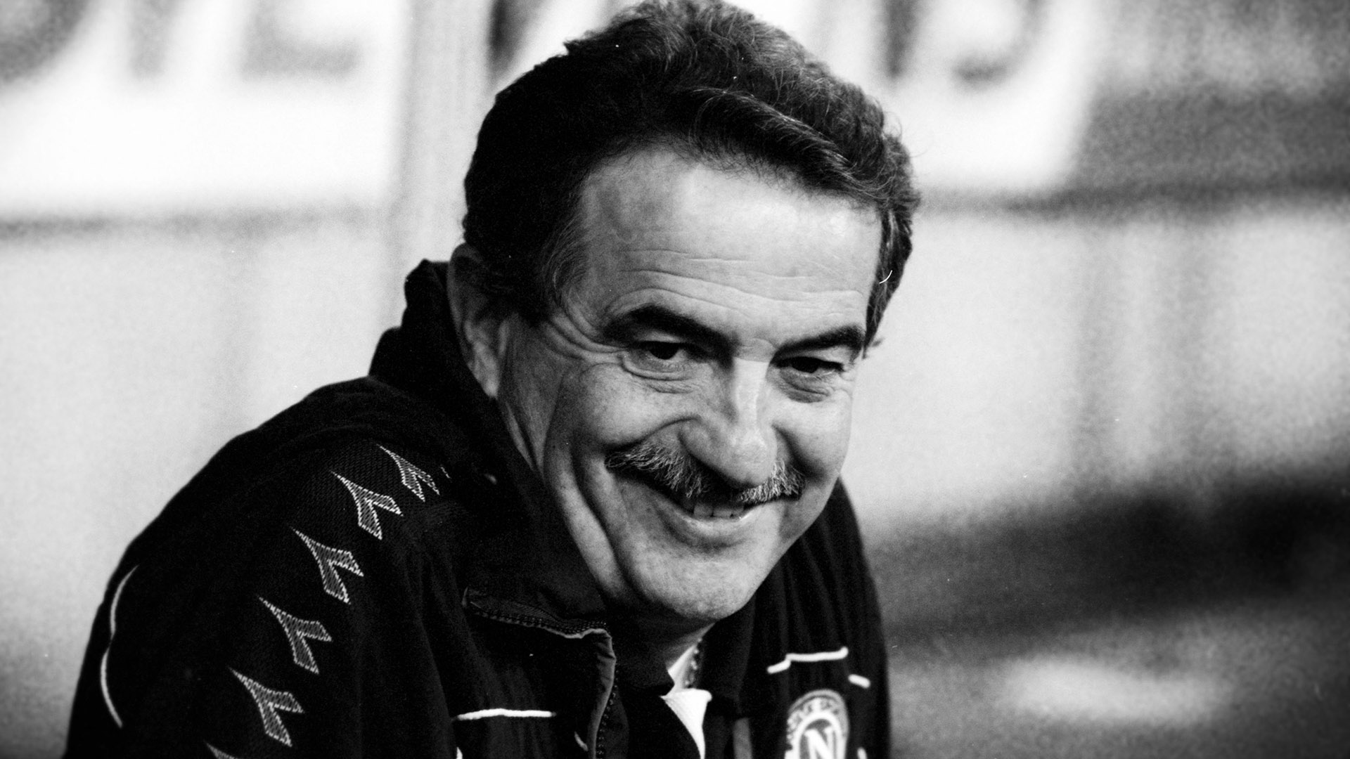 وفاة المدرب الإيطالي موندونيكو بعد صراع مع السرطان