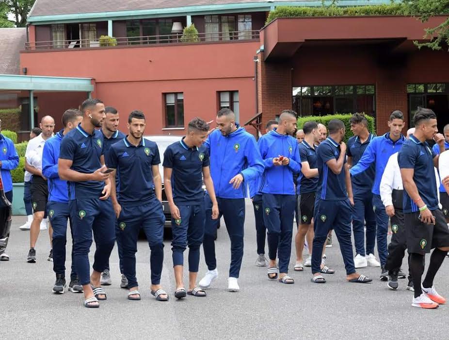 جولة للأسود لكسر  روتين  التداريب