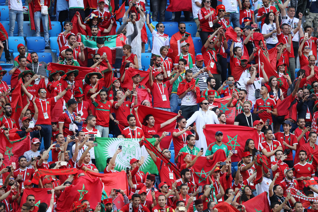 الجمهور المغربي يشعل ملعب لوجنيكي بالحماس قبل مباراة البرتغال