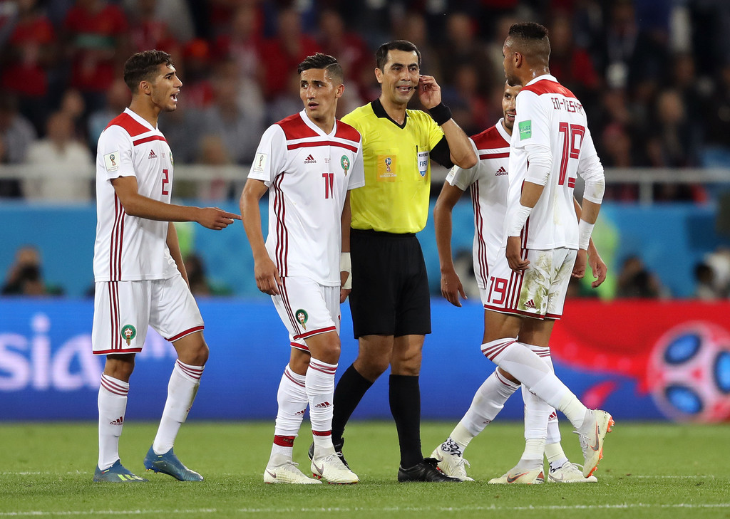 لقجع يقصف التحكيم بالمونديال