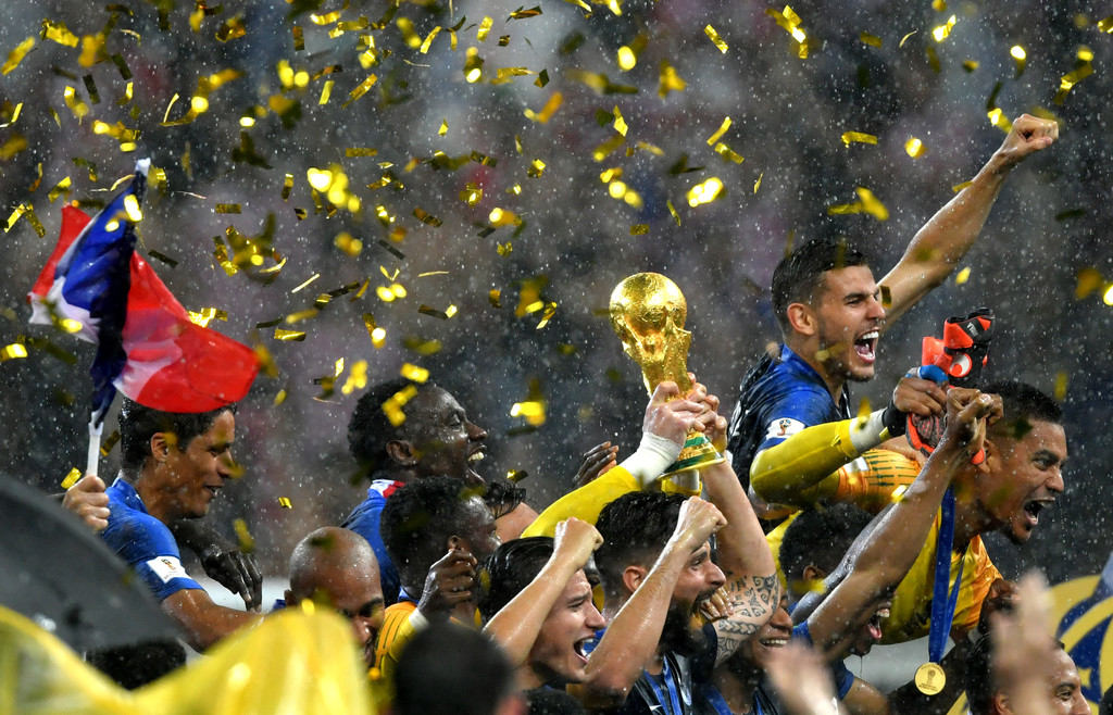 فوز فرنسا بكأس العالم يتسبب في خسارة بـ9 ملايين دولار