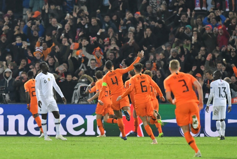 هولندا تلاقي ألمانيا وفرصة إقصاء أبطال العالم !!
