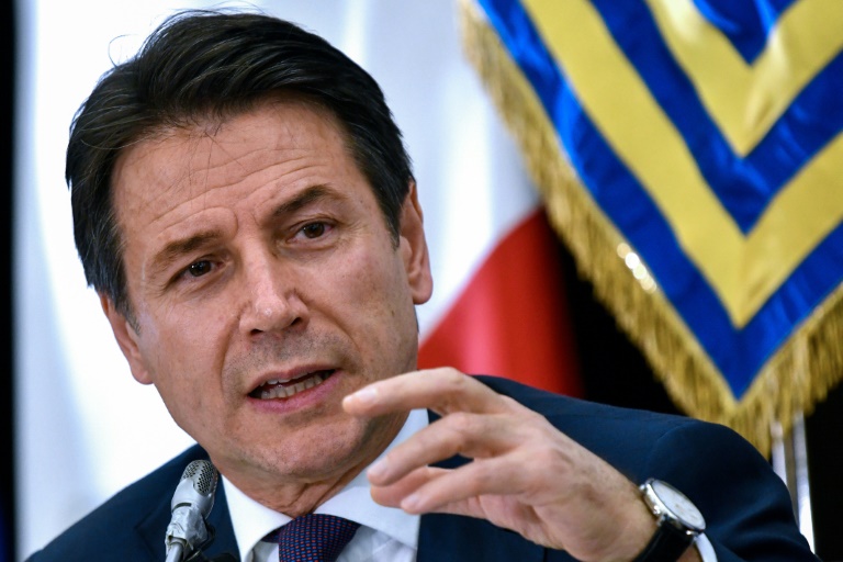بطولة إيطاليا: رئيس الوزراء يؤيد توقفا مرحليا بعد أحداث انتر-نابولي !