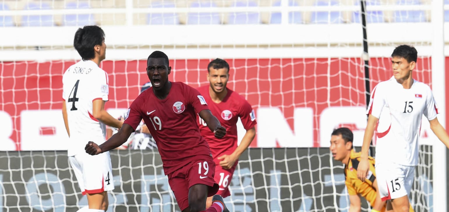 كأس آسيا 2019: رباعية المعز علي تضع قطر في دور الثمن