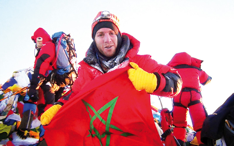 متسلقون مغاربة يرفعون تحدي صعود جبال الأنديز البيروفية