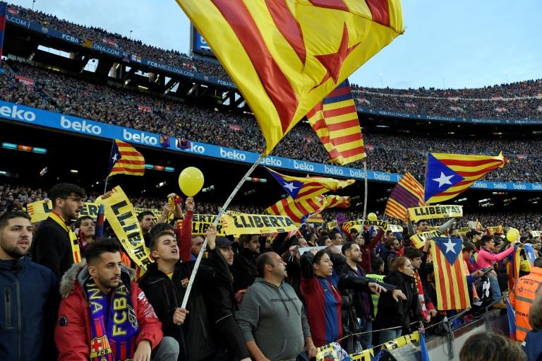 كأس إسبانيا: الشرطة توقف 23 شخصا قبل نهائي برشلونة وفالنسيا