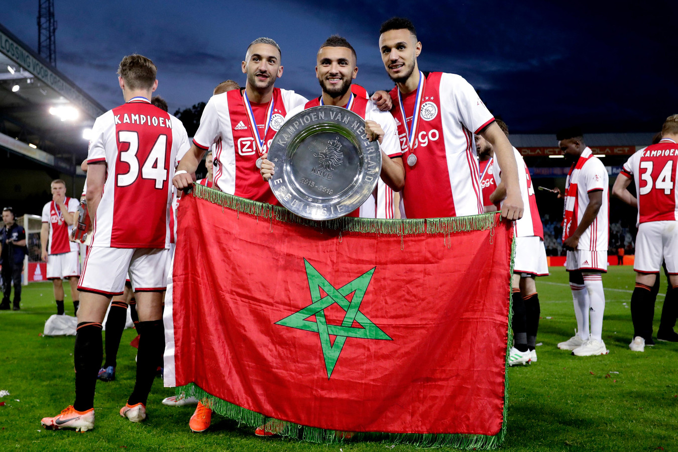 زكرياء لبيض عاد من الإصابة ويتدرب