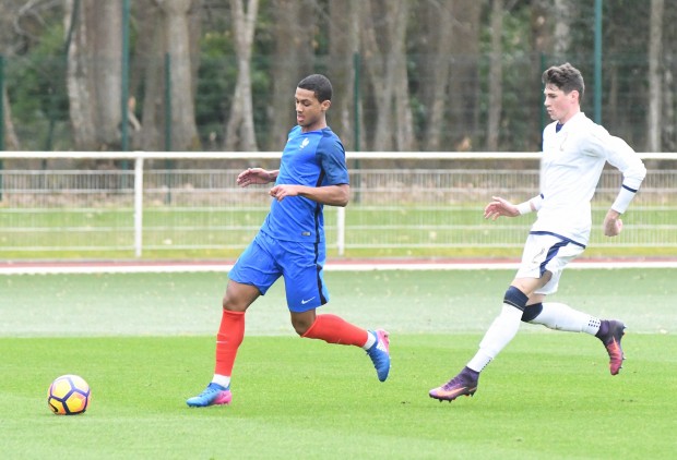 تألق لافت للشويعر مع شبان الديكة