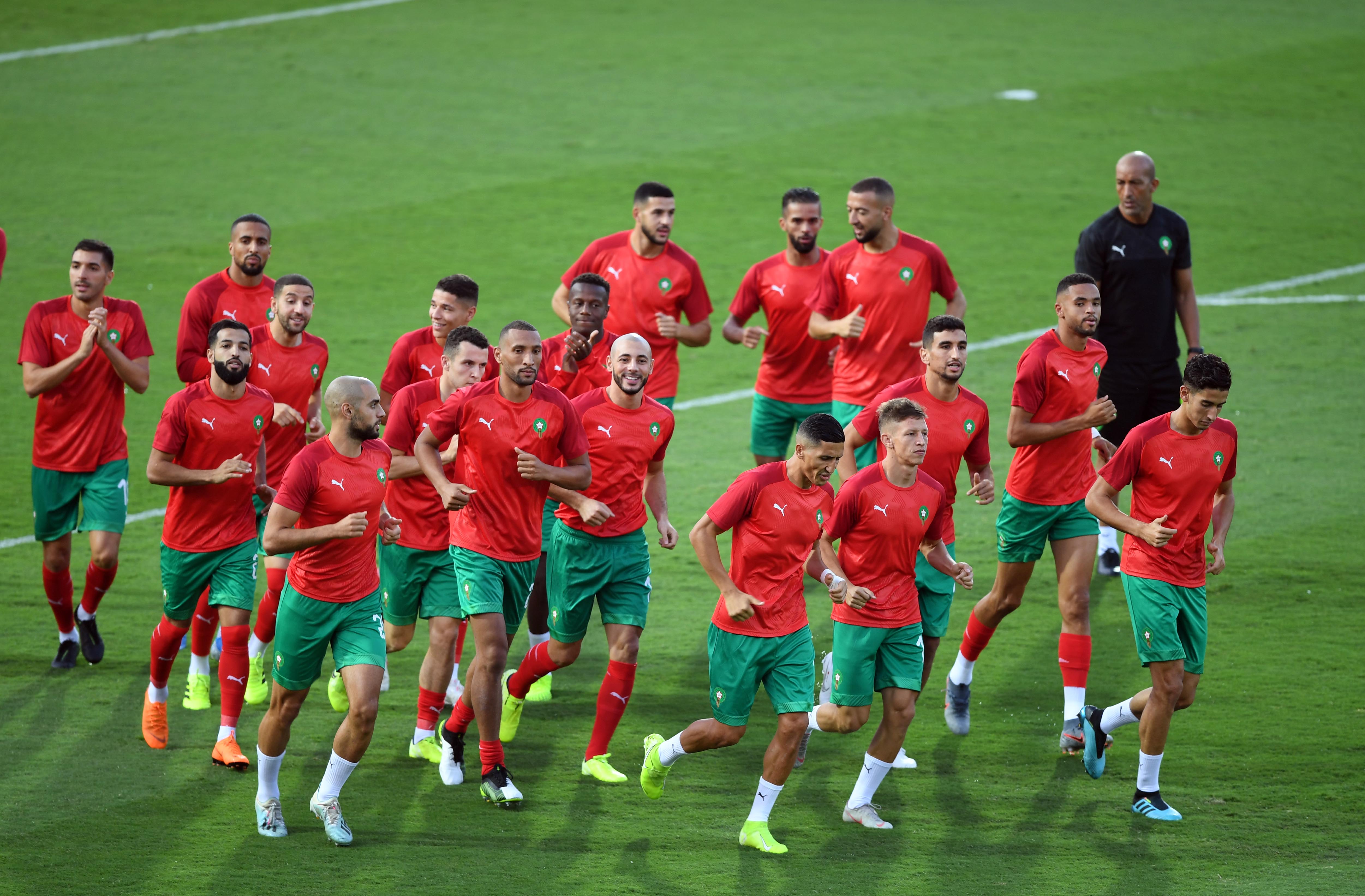 لاعبو المنتخب المغربي يحبسون الأنفاس قبل إعلان لائحة وحيد