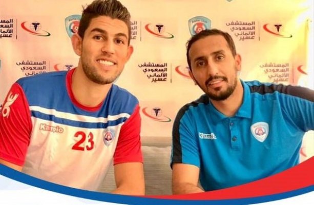 غياب عطوشي يثير قلق أبها قبل مواجهة الهلال