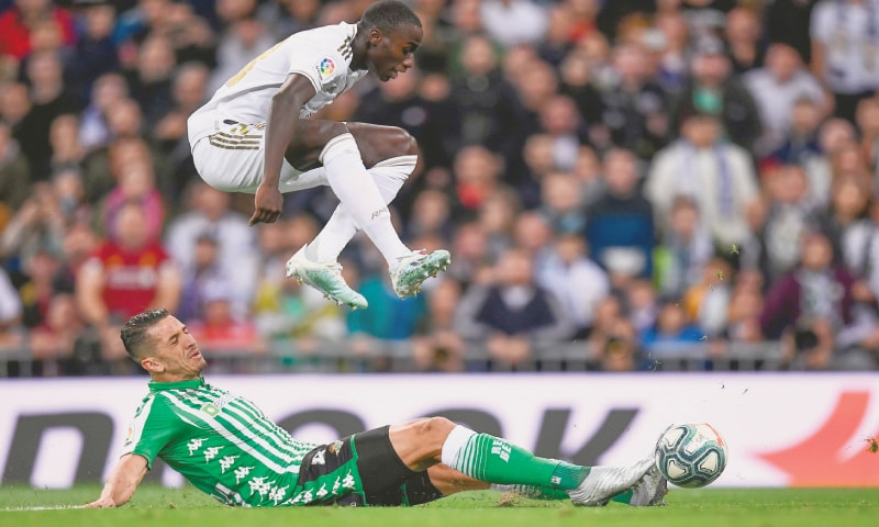 فضال أعنف لاعب بالليغا !!