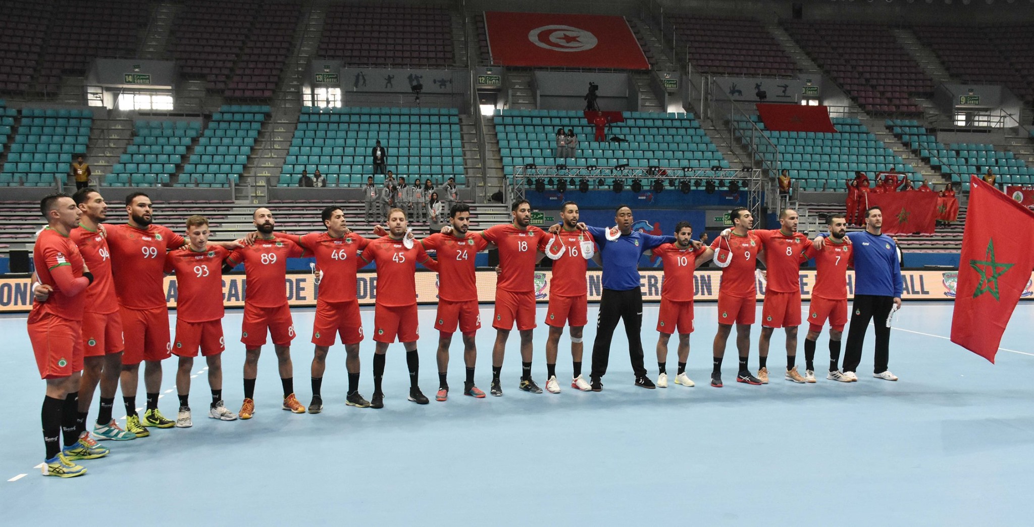 كأس افريقيا لكرة اليد: المنتخب الوطني المغربي ينهزم أمام الجزائر