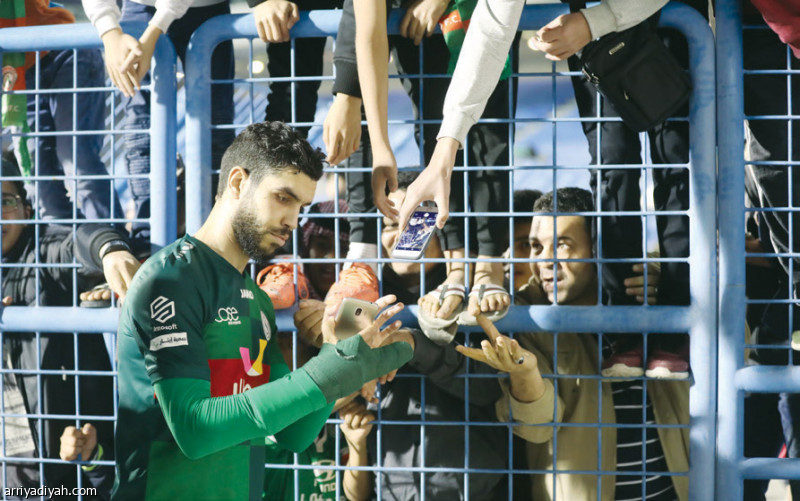 دعم مصري كبير لأزارو