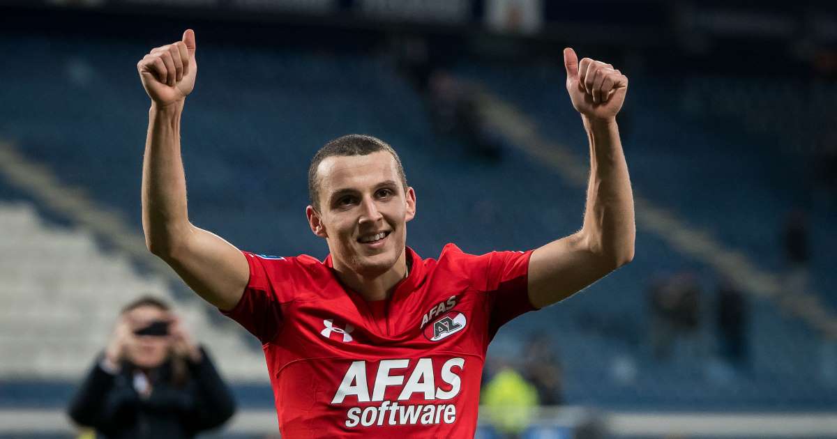 الإدريسي ينافس بقوة زياش على لقب الأفضل في هولندا