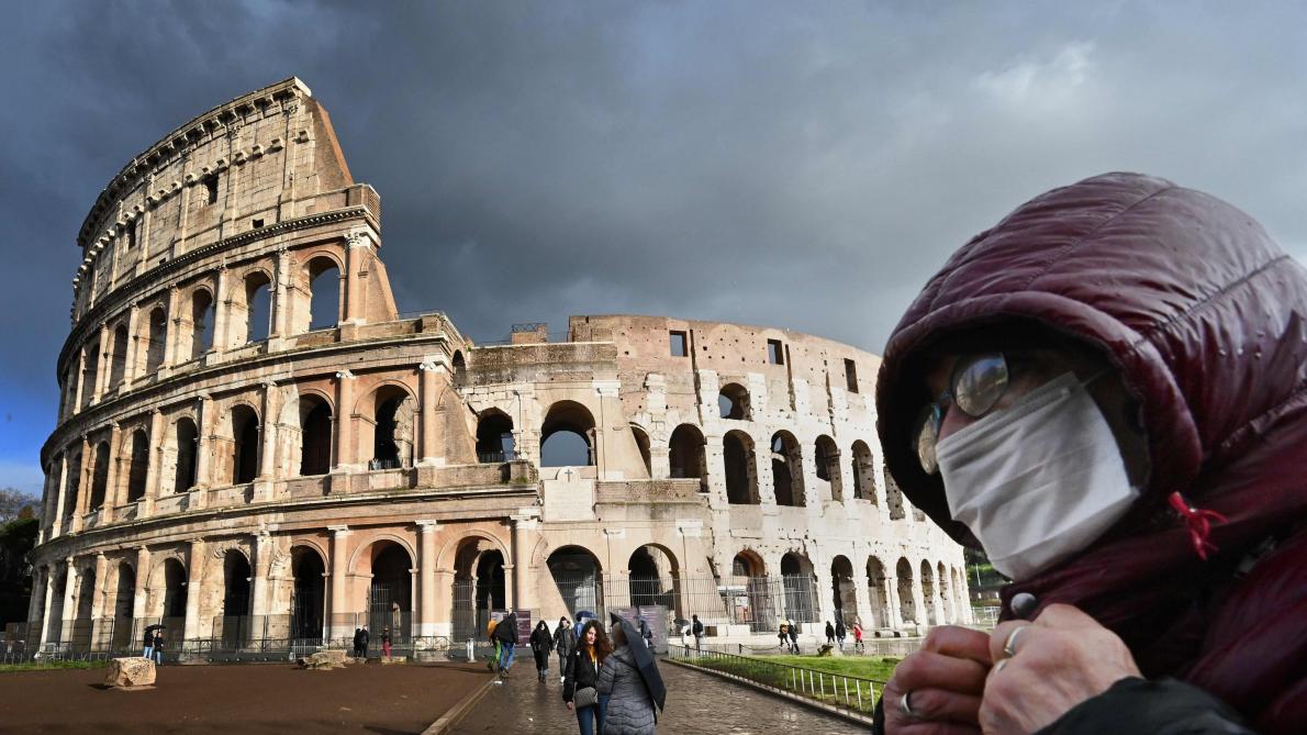 تراجع في عدد الإصابات الجديدة بالفيروس في إيطاليا لكن السلطات تبقى حذرة