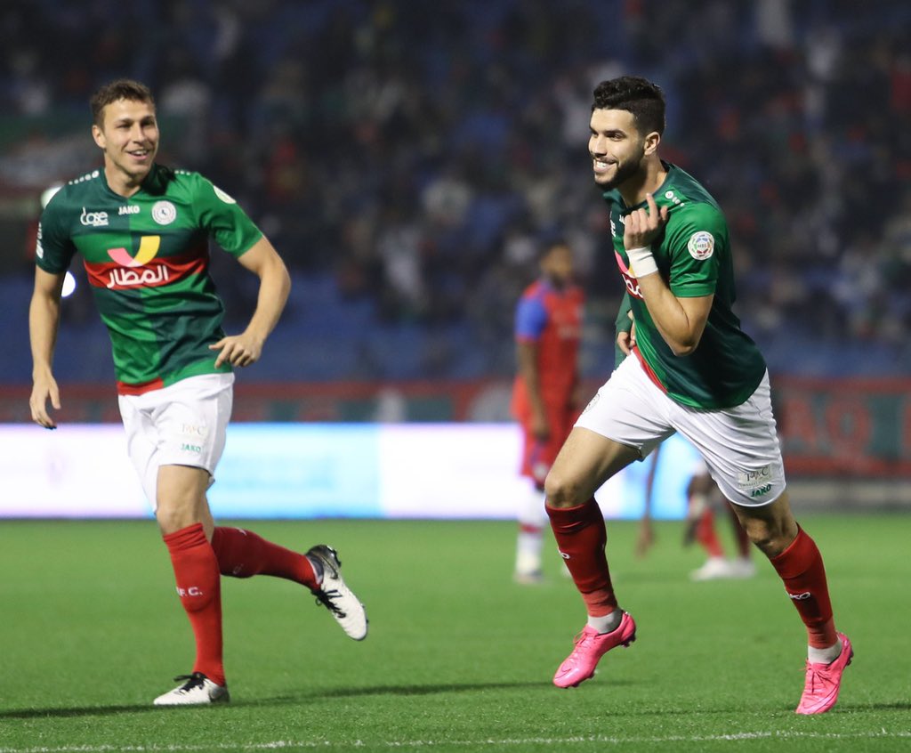 هكذا ضاع  الهاتريك  الأول على أزارو