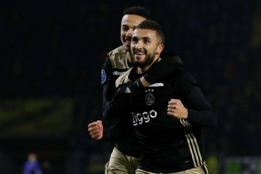 لبيض قريب من العودة