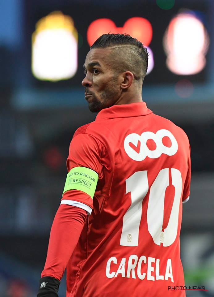 عمدة يستعين بهذا الأسد في الحملة التوعية من مخاطر كورونا