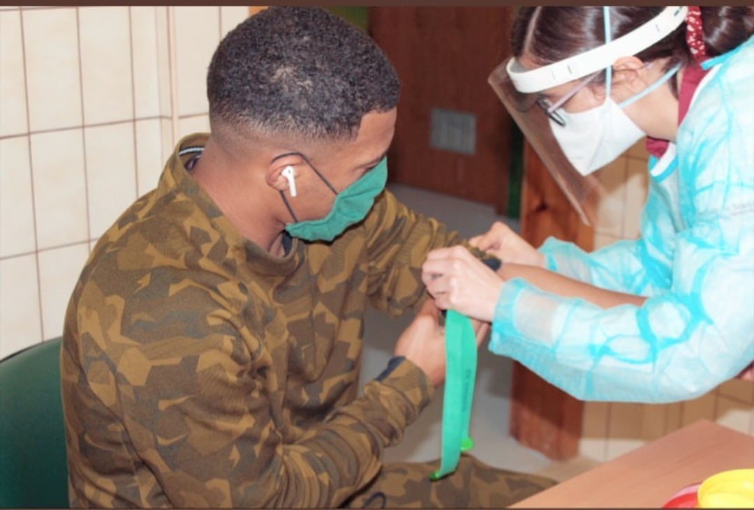 موفي يستأنف نشاطه بعد فحص سلبي