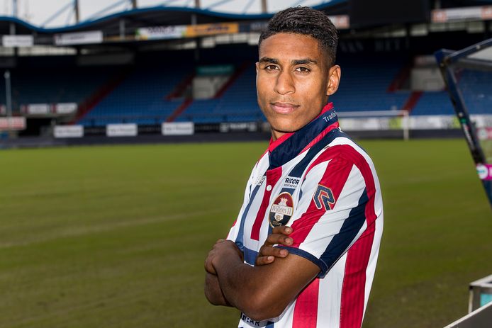 إدريس صاديقي.. مقاتل بشخصية الكبار بهولندا