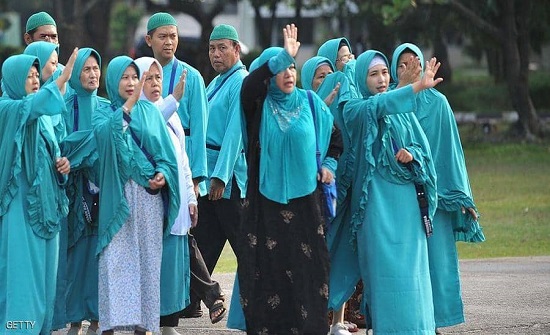 أندونيسيا تعدل عن المشاركة في الحج بسبب كورونا