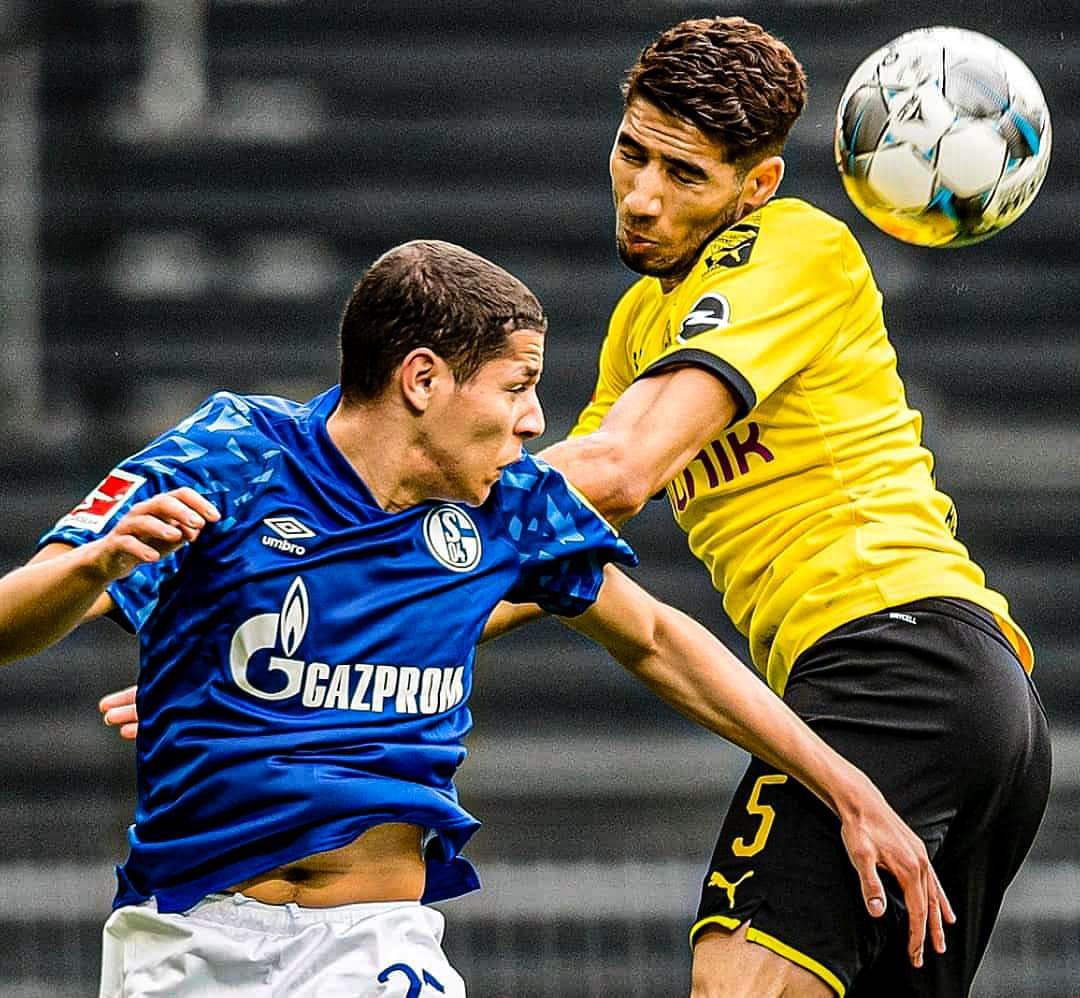 حكيمي وحارث ضمن أفضل المراوغين في البوندسليغا