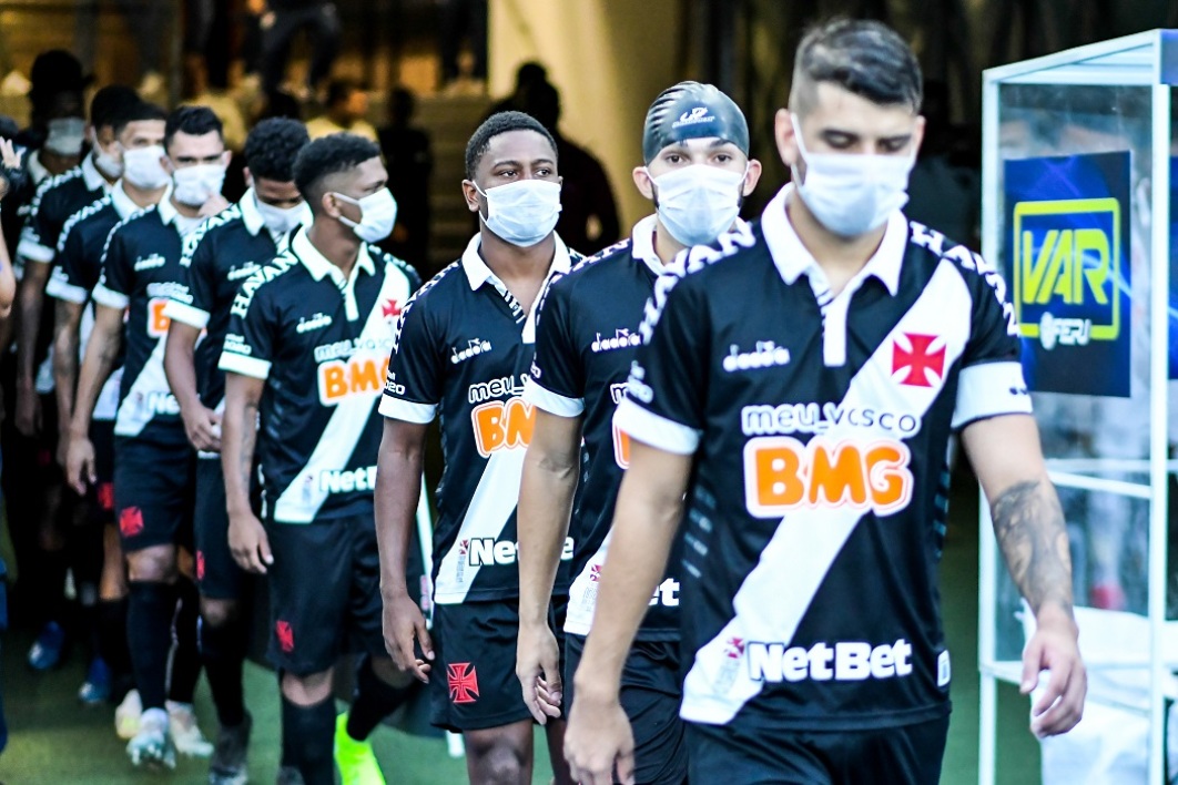 بطولة البرازيل: إصابة 16 لاعبا في فاسكو دا غاما بفيروس كورونا !!