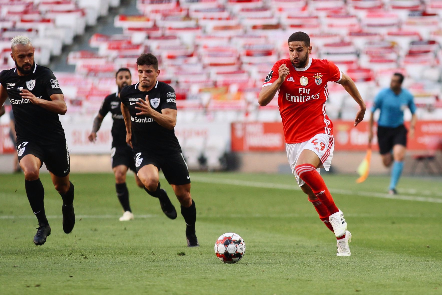 تاعرابت عاد من الإصابة ويستعد لنهائي كأس البرتغال