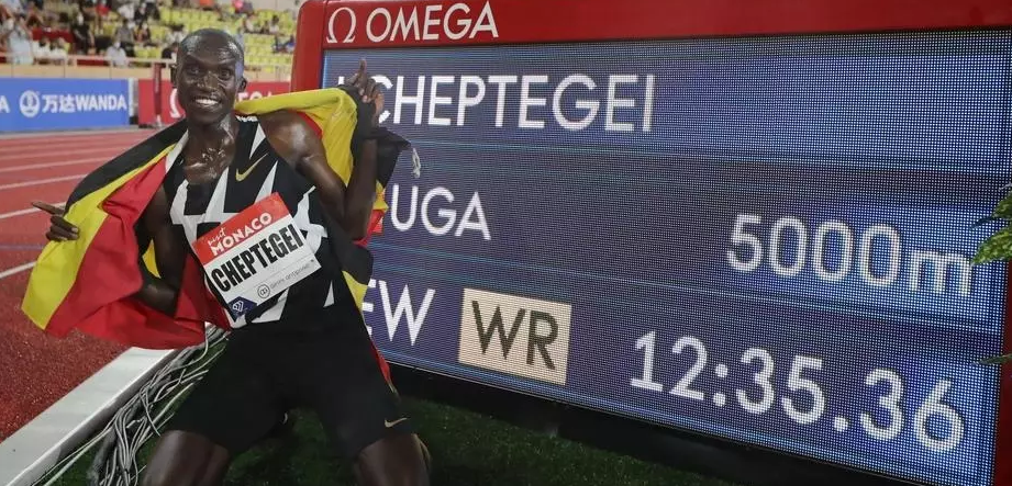 العصبة الماسية .. الأوغندي شبتيغي يحطم الرقم القياسي العالمي في سباق 5 آلاف متر
