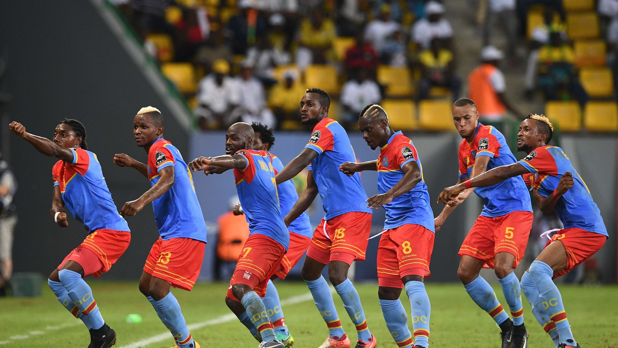 ثلاثي البطولة حاضر في ودية الكونغو أمام الأسود