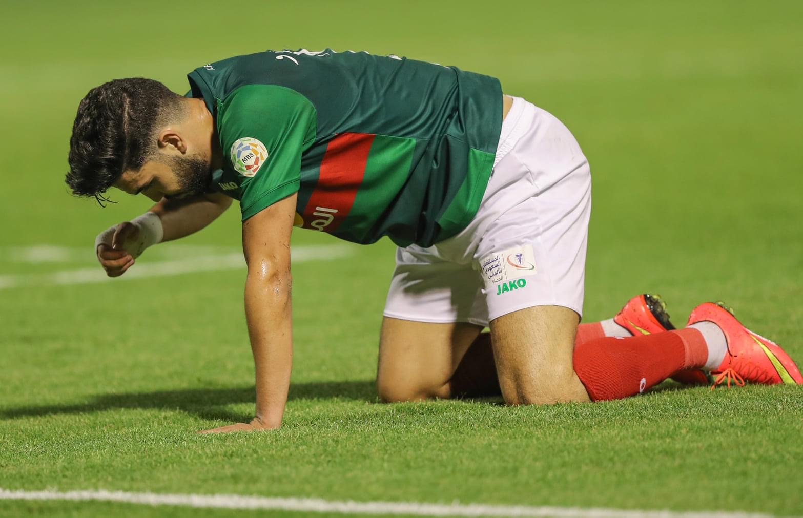 وليد أزارو الحل الأمثل لمدرب الإتفاق