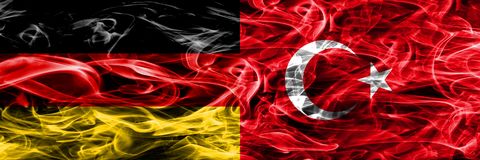 مواجهة ألمانيا وتركيا أكثر بكثير من مباراة دولية  ودية 