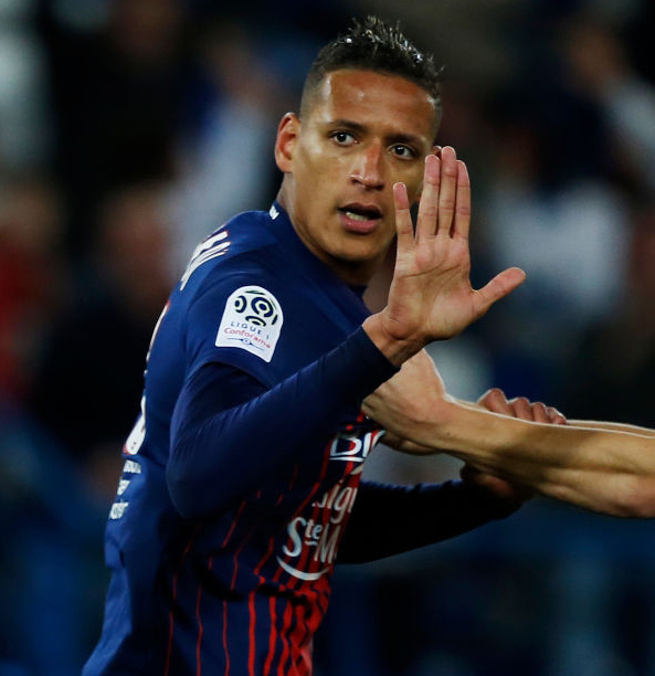 بامو يفك لغز الخسارة من الجزاء