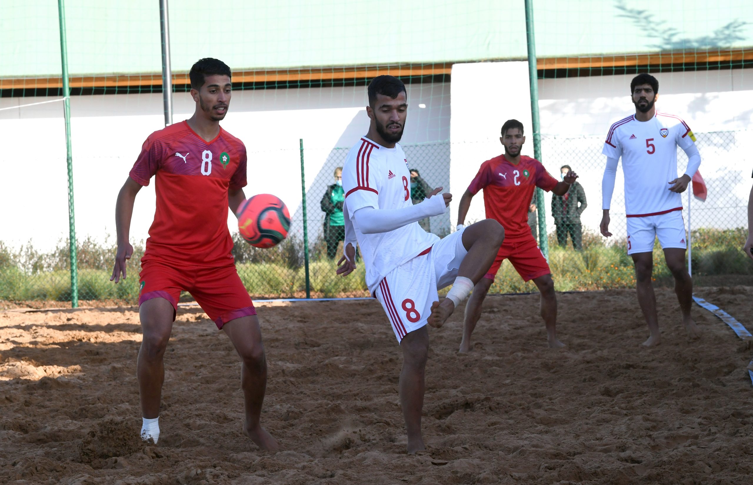المنتخب الوطني لكرة القدم الشاطئية يفوز على نظيره الإماراتي 5-2