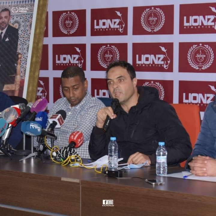 الكوكب يفسخ العقد مع المدرب الكيسر