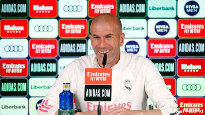 زيدان يغذي الشكوك حول مستقبله مع ريال مدريد