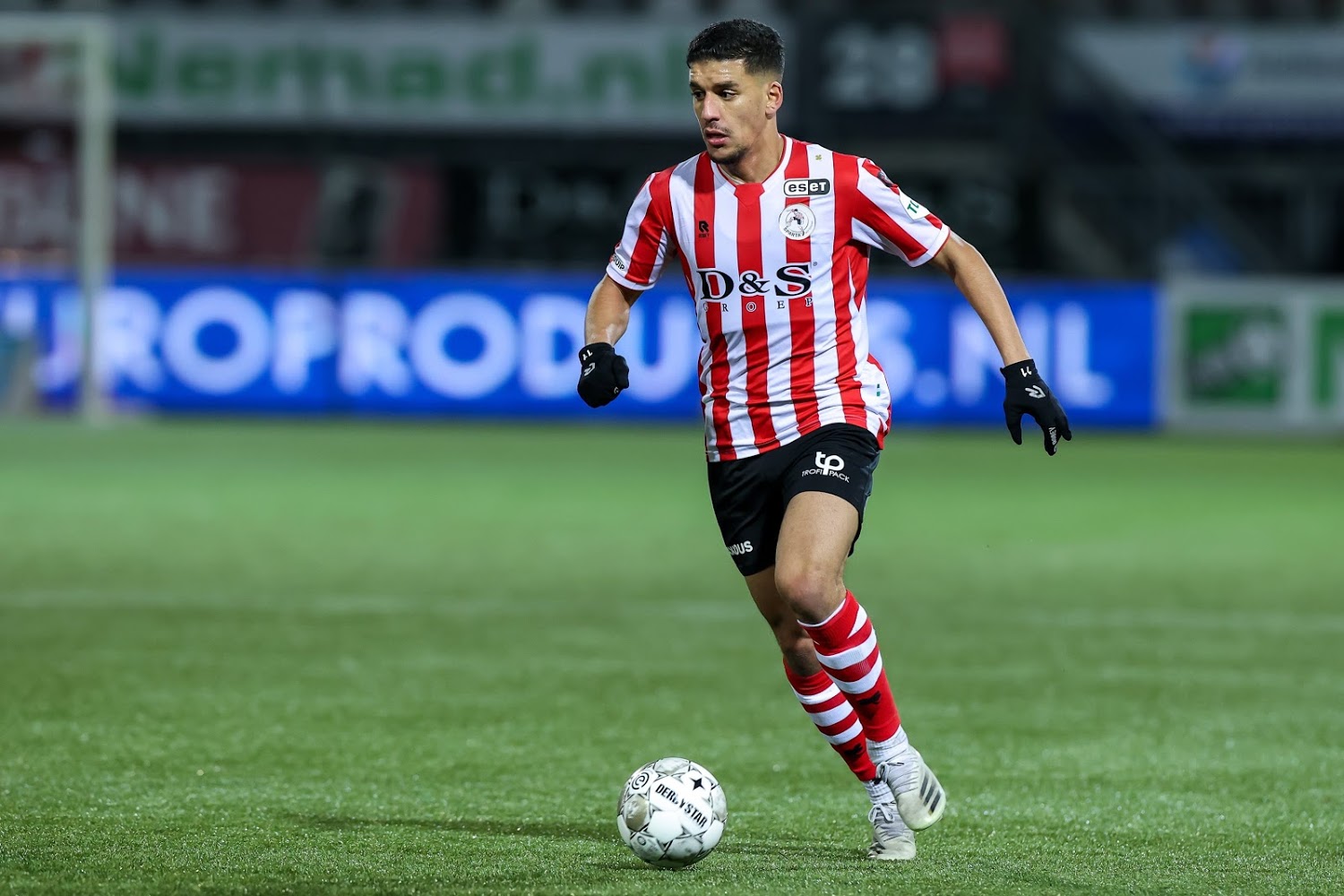 لاعب جديد في هولندا يريد اللعب مع المنتخب المغربي