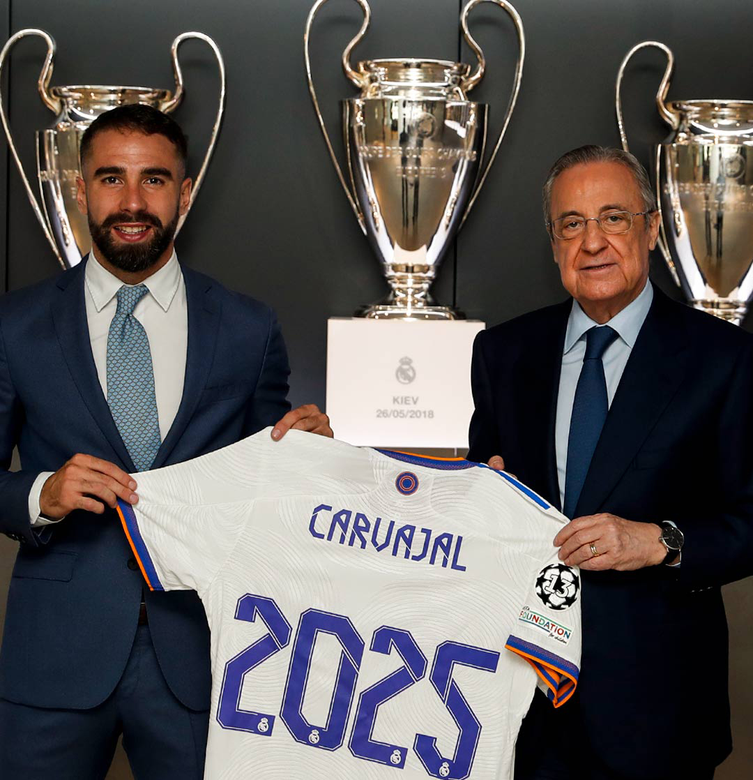 نادي ريال مدريد يمدد عقد كارفاخال حتى 2025