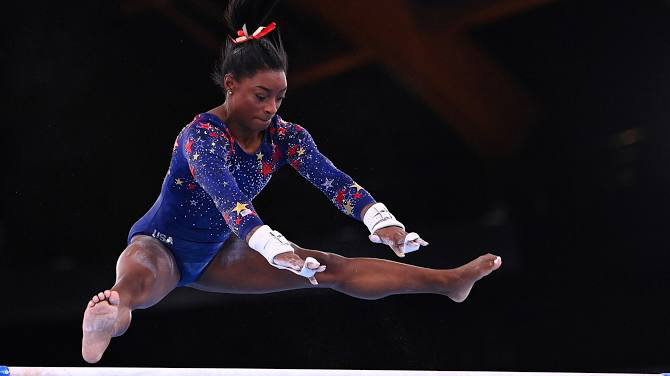 أولمبياد طوكيو: بايلز تواصل انسحاباتها وليديكي ودريسل يهيمنان