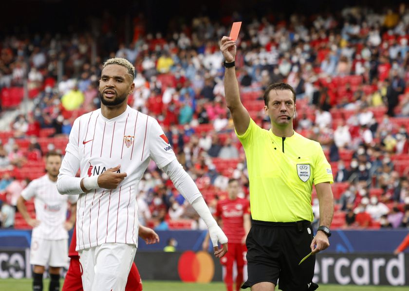 رقم قياسي في مباراة إشبيلية والنصيري دفع الثمن غاليا!