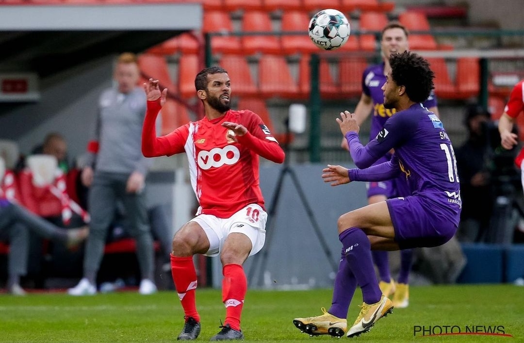 مدرب سطاندار مهدد بالإقالة وكارسيلا طرف في الموضوع