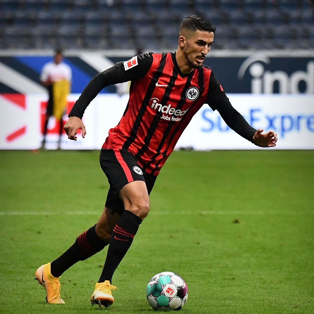 لا تنافسية لأيمن برقوق