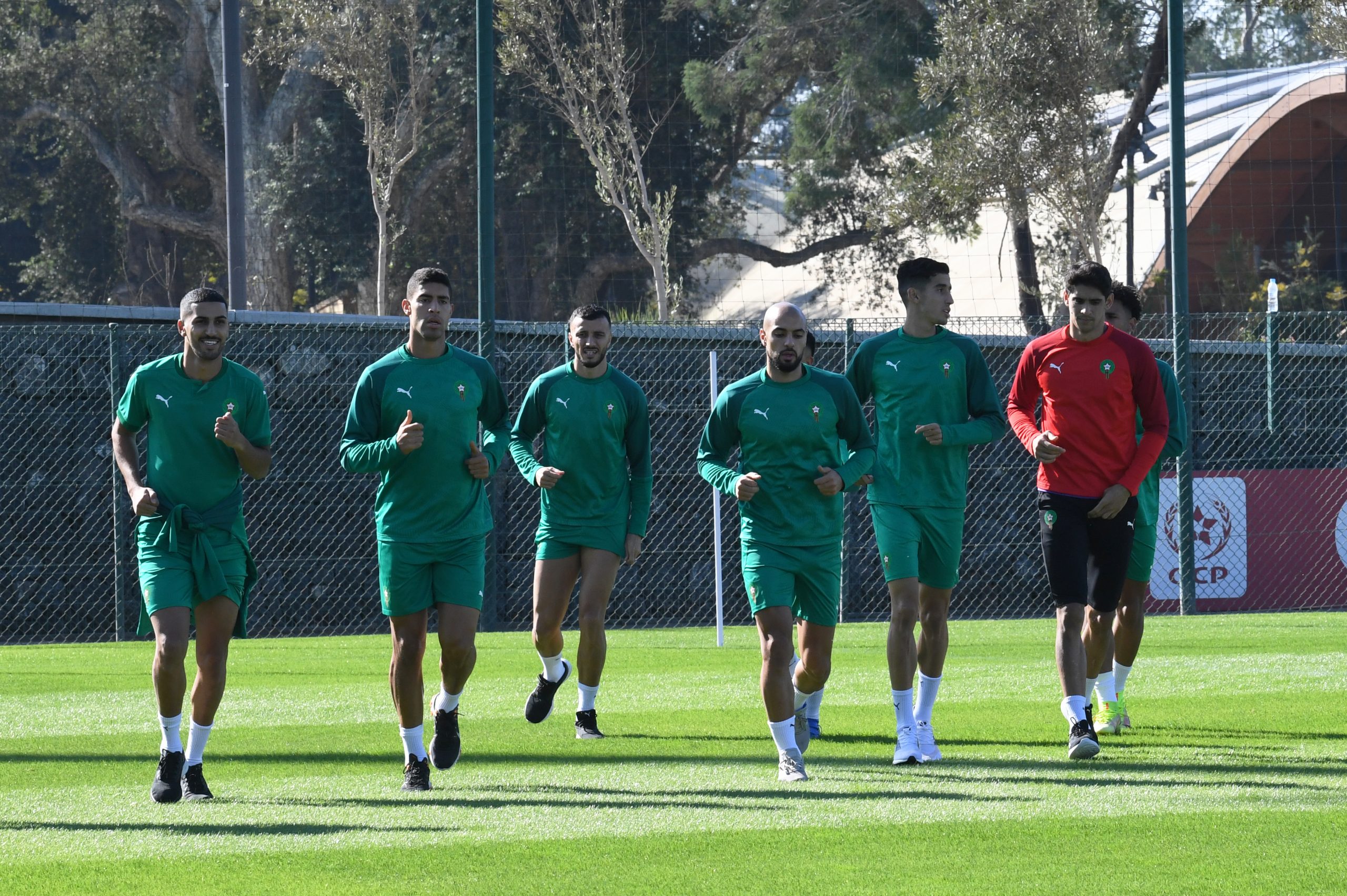 المنتخب المغربي يخوض آخر حصة تدريبية بمركز محمد السادس قبل مواجهة غينيا