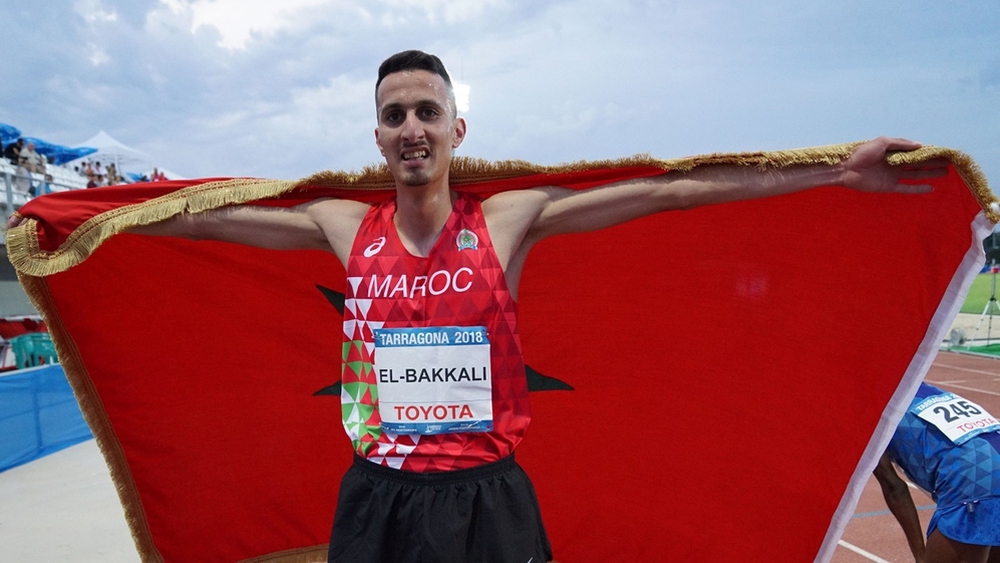 جائزة أفضل رياضي عربي تذهب للعداء المغربي سفيان البقالي