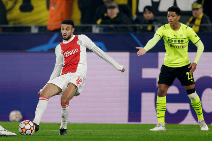 عصبة الابطال.. مزراوي يعود بالتوهج من المانيا ويتأهل رسميا