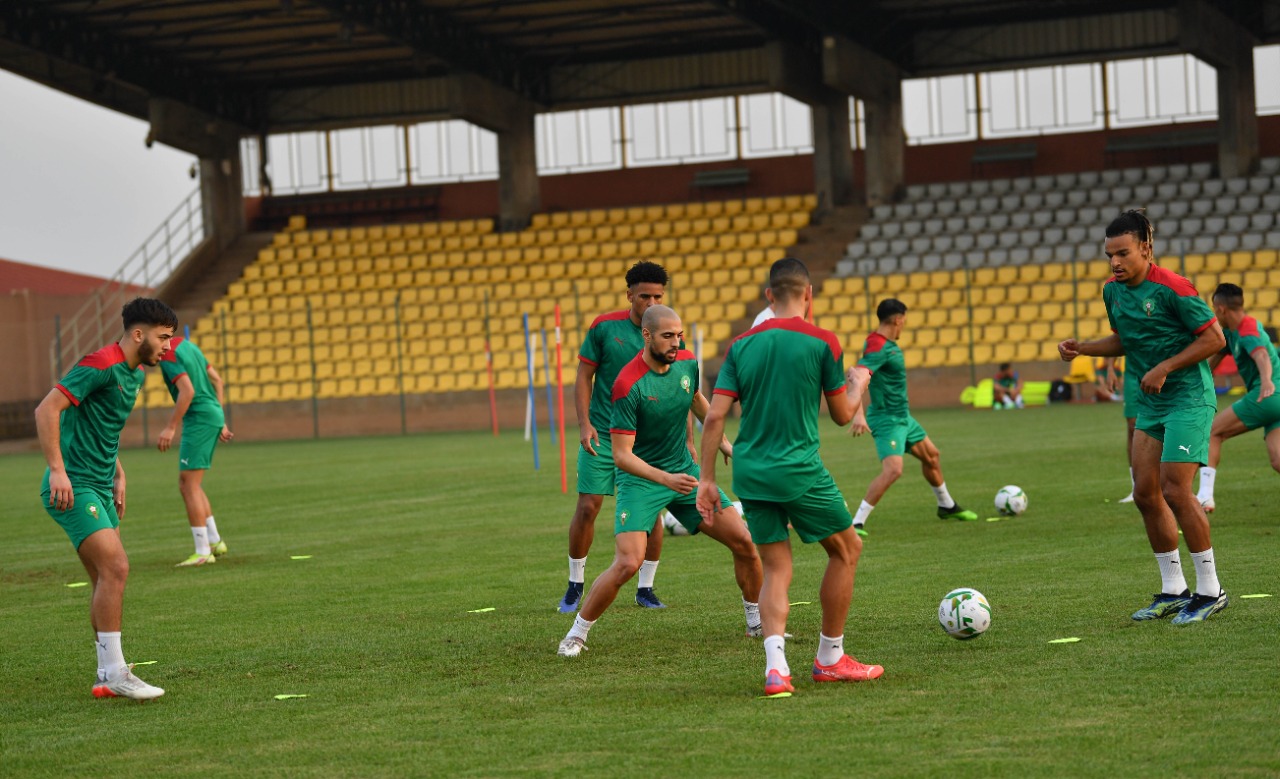 تقرير  المنتخب ..  أوميكرون  تمكر بالأسود ليلة مباراة غانا